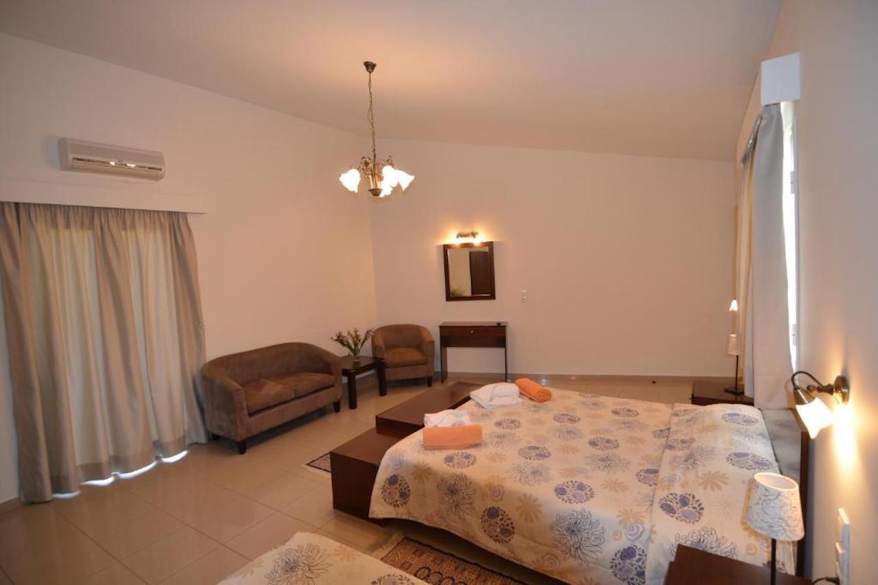 Areti Hotel Agia Galini  Exterior photo
