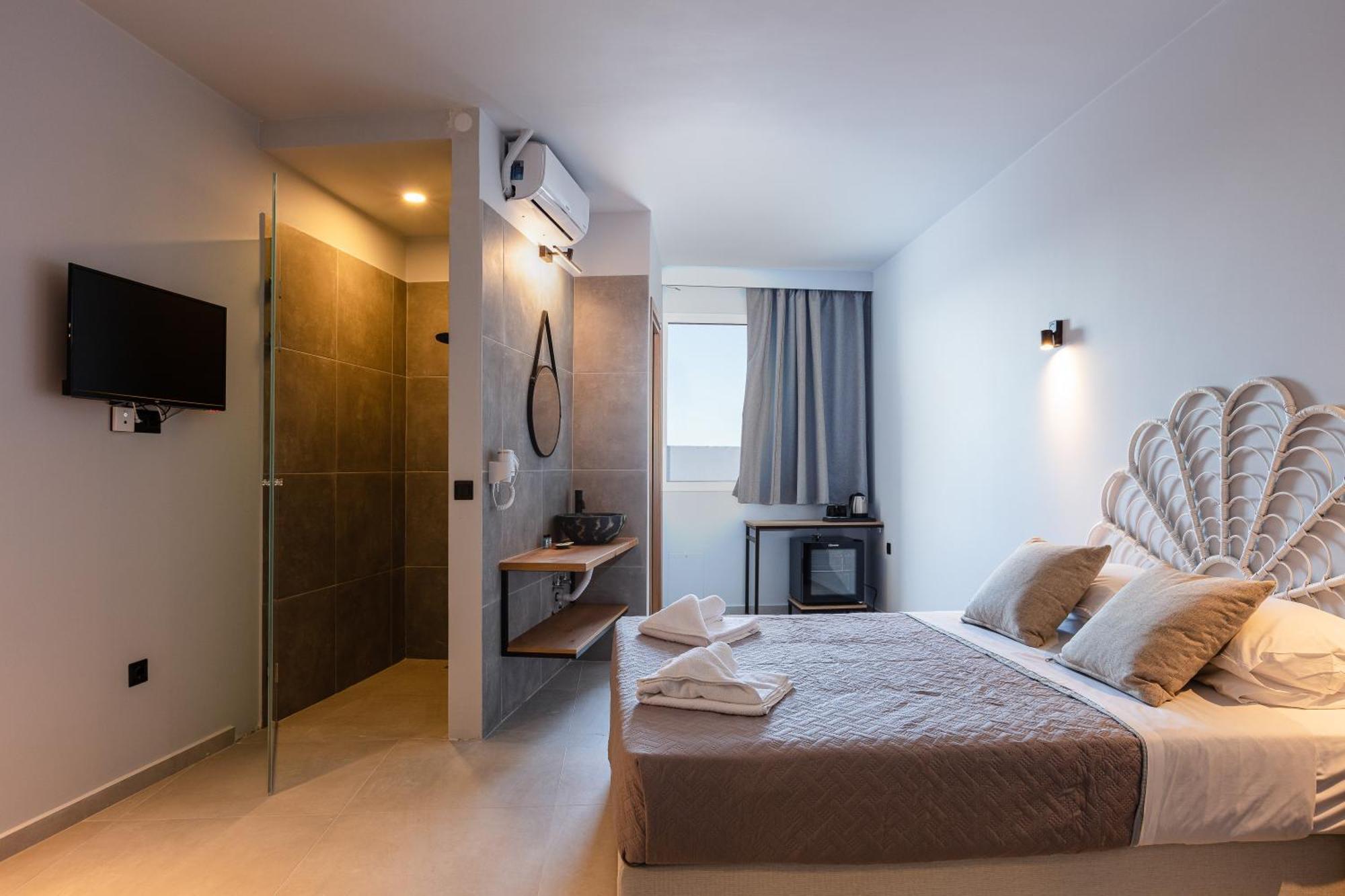 Areti Hotel Agia Galini  Exterior photo