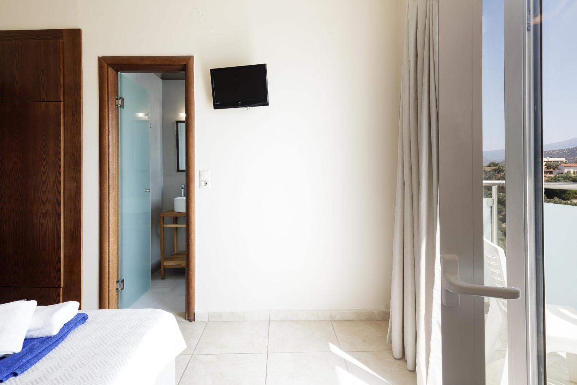Areti Hotel Agia Galini  Exterior photo